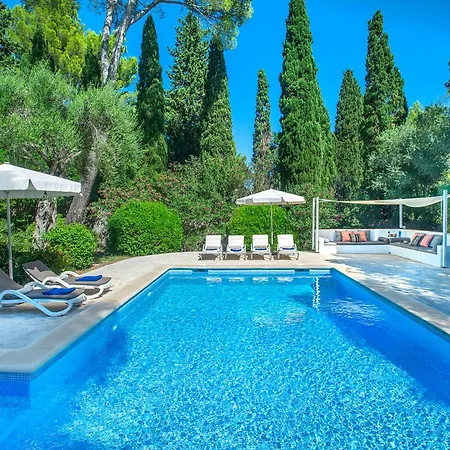 Owl Bella Fonte - Luxury Retreat Villa *