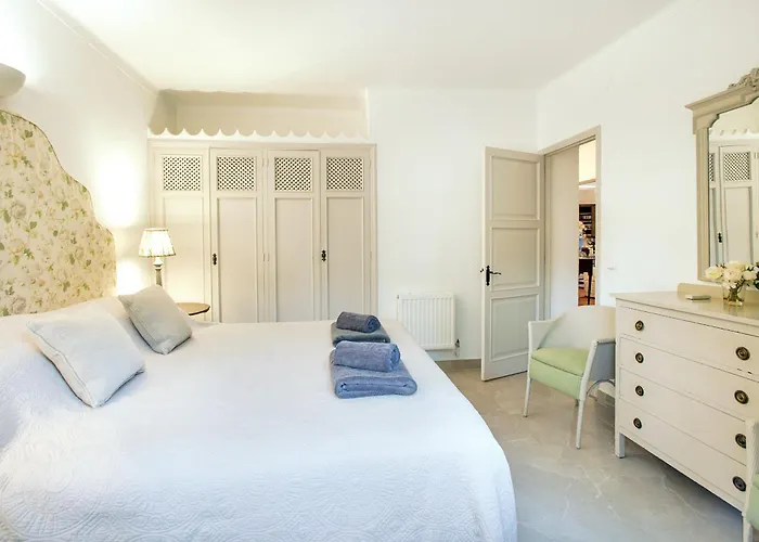 Owl Bella Fonte - Luxury Retreat